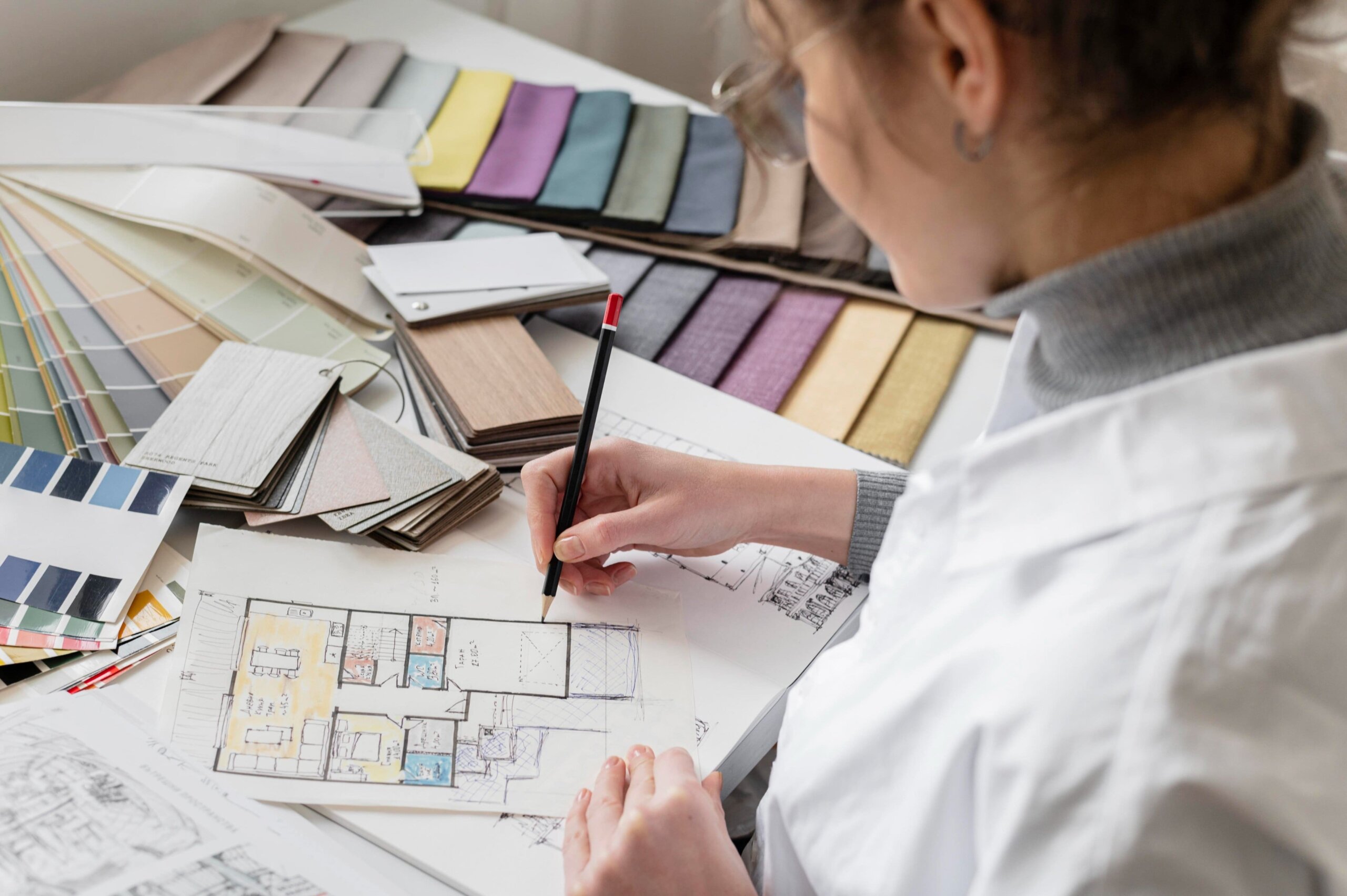 su-khac-nhau-giua-nghe-trang-tri-noi-that-va-thiet-ke-noi-that-interior-designer-vs-interior-decorator vai trò của lĩnh vực trang trí nội thất