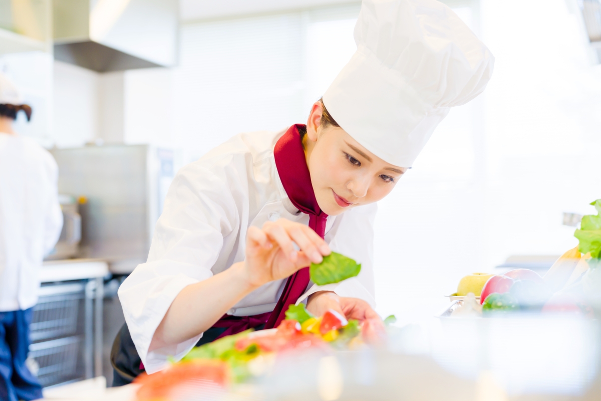 Nên học nghề gì cho nữ không bằng cấp